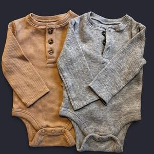 !Kids 3/$10 Bundle! Lot of 2 Newborn Thermal Waffleknit Long Sleeved Onesies